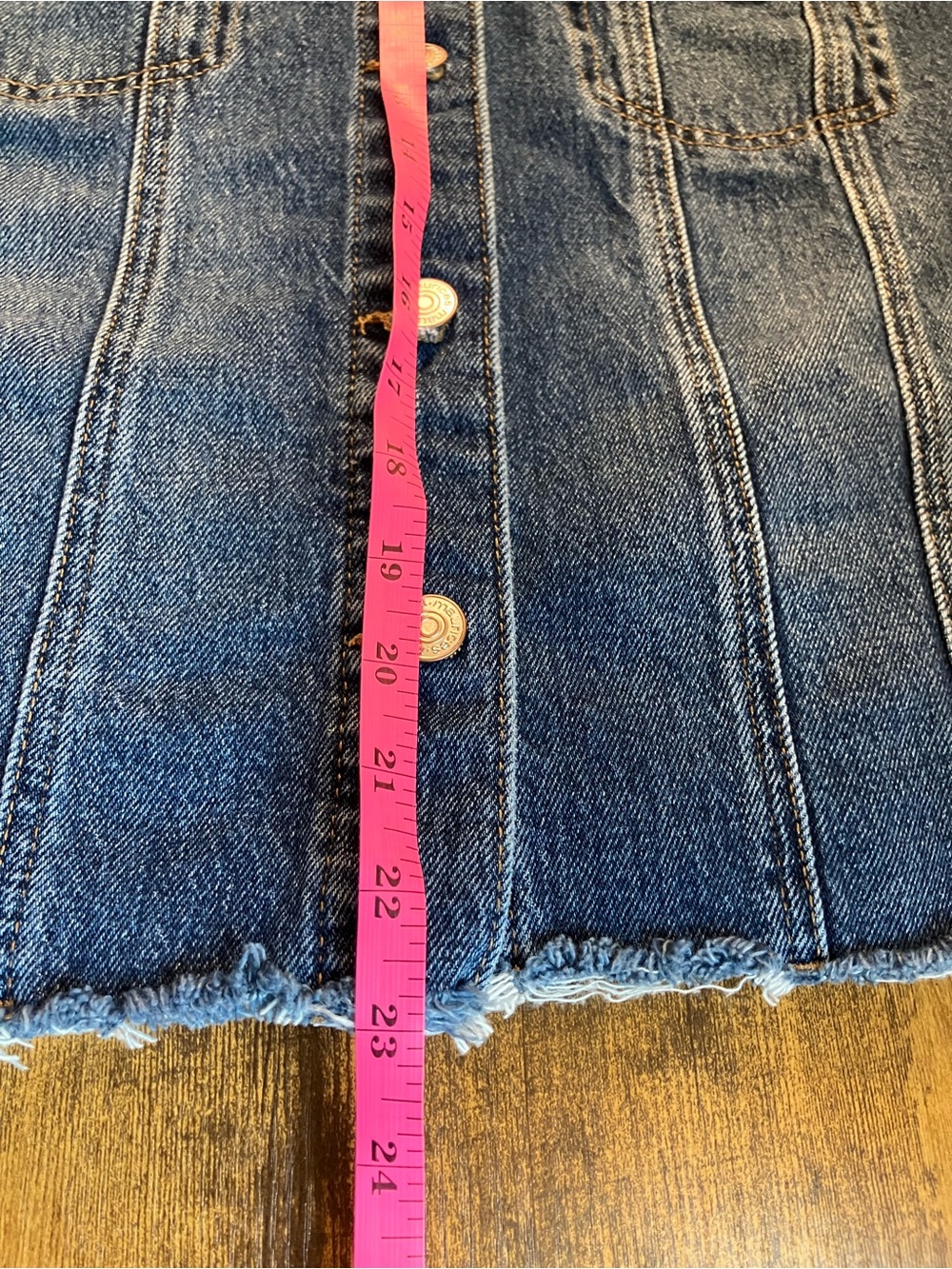 Maurices Cropped Raw Hem Denim Sleeveless Denim Jacket Vest Button Down - Picture 7 of 10